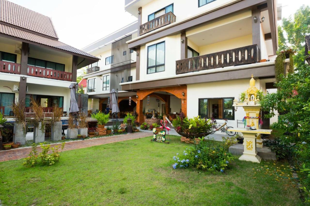 Sriananpura Hotel Chiang Mai Ngoại thất bức ảnh